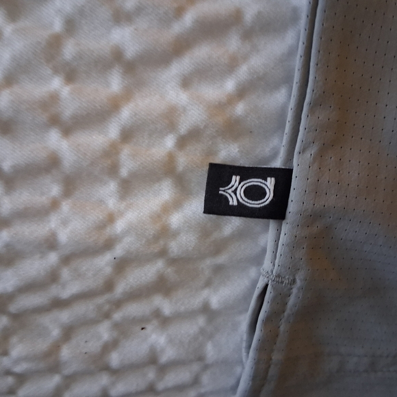 Nike Men's Light Gray Polo Shirt - Picture 4 of 7